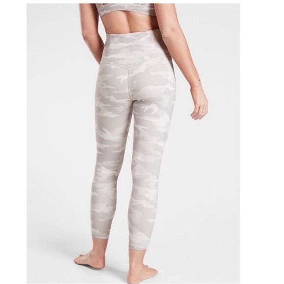 Athleta printed elation tight - Picture 2 of 5